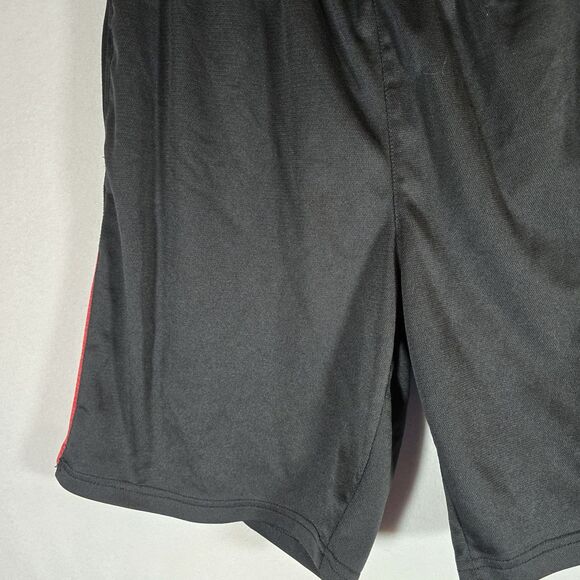 Layer 8 Qwick Dry Boys Shorts Size Large, Black And Red Comfortable - Picture 3 of 11